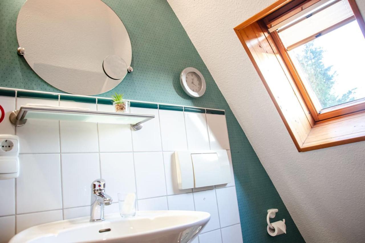 Weitblick-Loft Mit Terrasse Apartment Rostock Bagian luar foto